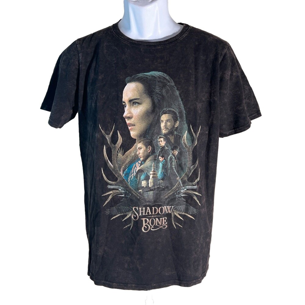 Shadow And Bone Group Boyfriend Fit Girls T-Shirt Black Medium NWT